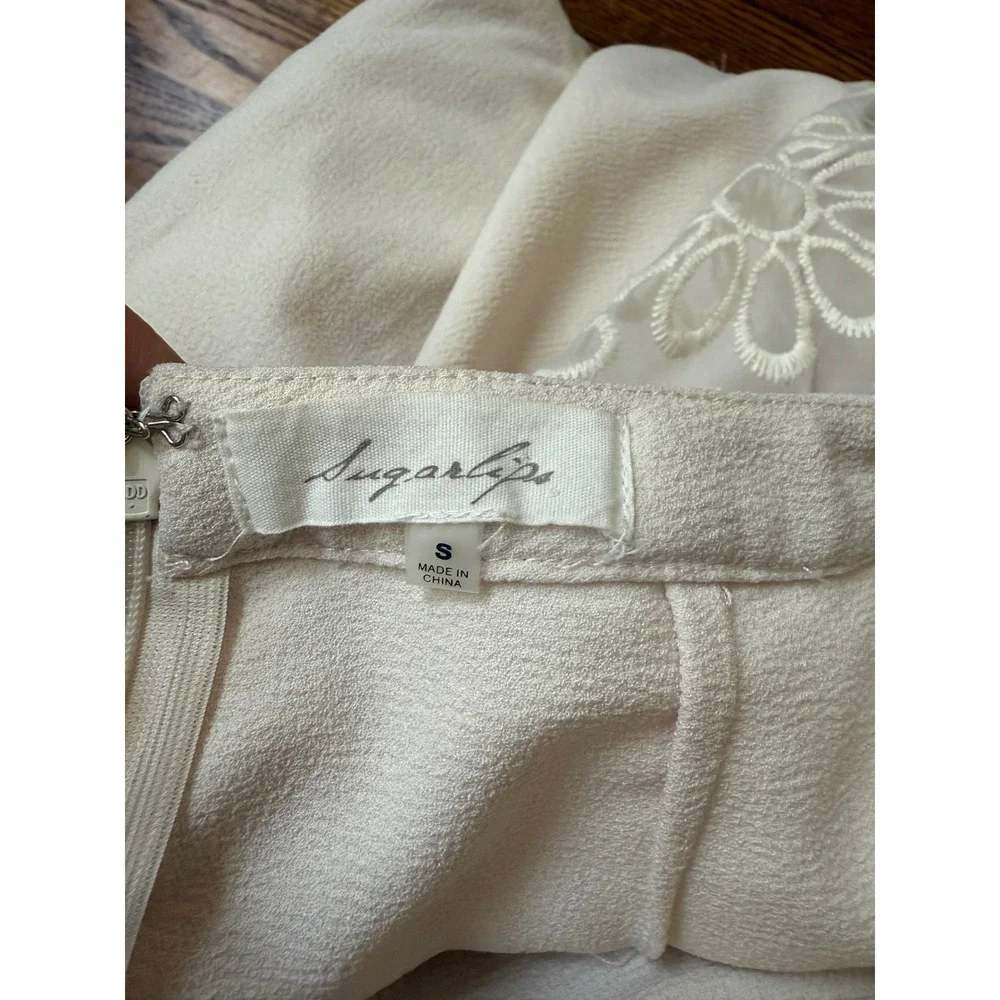 Vintage Cream Floral Lace Peplum Mini Skirt Late Y2K Coquette Euro Boho XS/ S - Picture 3 of 3